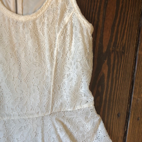 Express White Lace Dress, Size XS - Picture 7 of 7